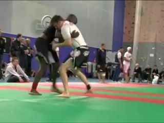 CHARLES-HENRI TCHOUNGUI VS JP WALTER - VIC TOUR 2012 Sud