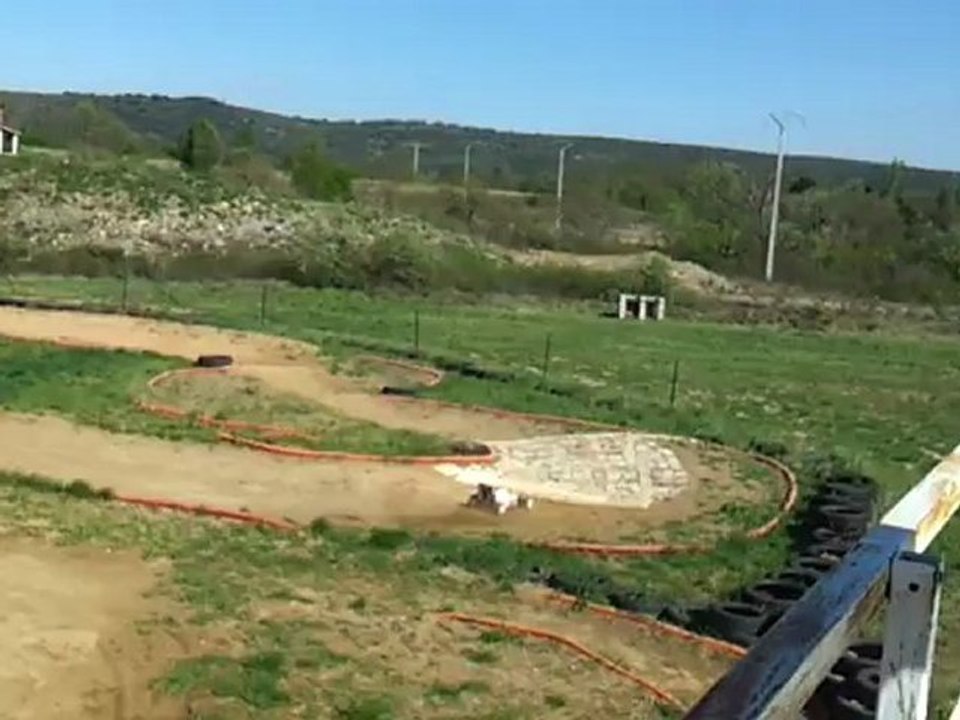 léopard 4x2 du black-cat sur piste du MACBV