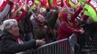 Neo-communist firebrand ignites French election campaign