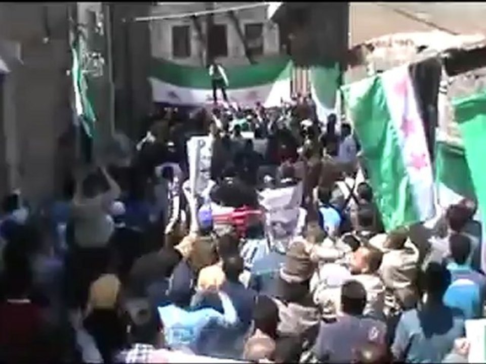 فري برس حمص القديمة مظاهرة جمعة ثورة لكل السوريين 13 4 2012 Homs