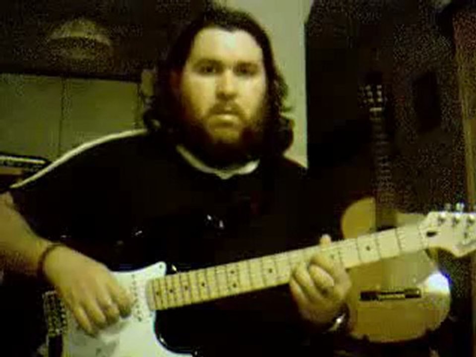 YouTube- cancion dedicada a django reinhardt  you be so nice to come home to jazz guitar