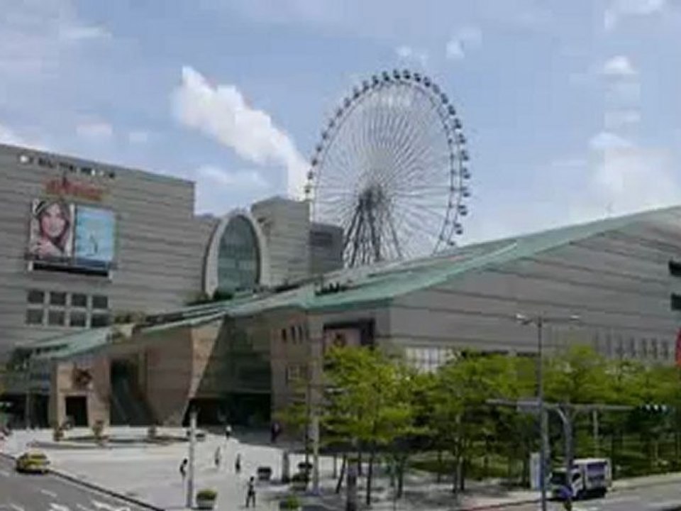 Panasonic Lumix G X Vario PZ 14-42mm/F3.5-5.6 Lens for Panasonic Lumix G-Series Digital Cameras (Black) Review