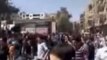 فري برس ريف دمشق زملكا مظاهرة حاشدة وجها لوجه مع عصابات الأسد قبل أن يقوم بالهجوم على المظاهرة 13 4 2012 Damascus