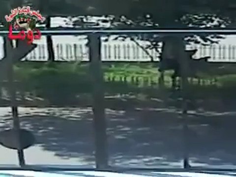 فري برس ريف دمشق خرق الهدنة ودخول دبابات الأسد لأحياء دوما 13 4 2012 Damascus