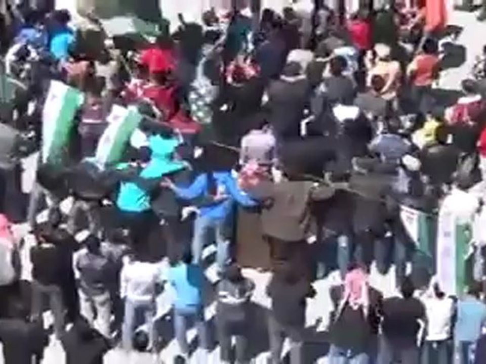 فري برس ريف دمشق القلمون قارة  جمعة ثورة لكل السورين 13 4 2012 ج3 Damascus