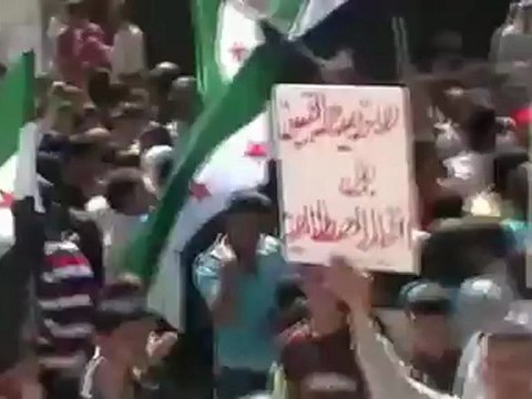 فري برس ريف حماه المحتل مظاهرة في قلعة المضيق بجمعة ثورة لكل السوريين 13 4 2012 Hama