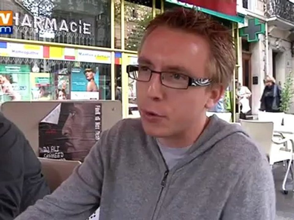 Les jeunes UMP se mobilisent pour Nicolas Sarkozy