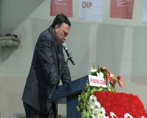 CHP KARŞIYAKA İLÇE KONGRESİ CEM DOĞAN FAALİYET RAPORU'NU OKUYOR