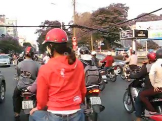 Saigon - Moto taxi dans la ville - Mars 2012