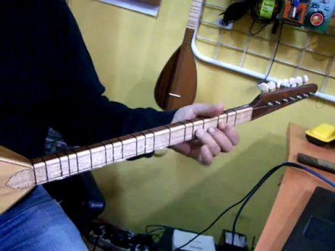 ceviz gitar burgulu kısa sap bağlama 05363196111