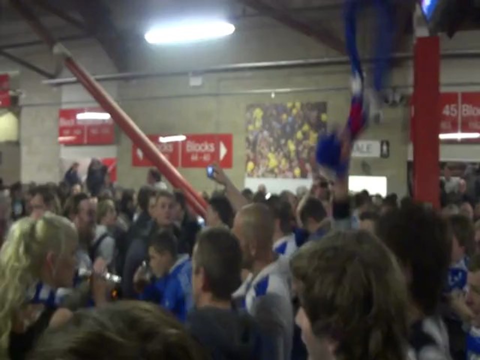 Bill Oddie, Bill Oddie, Rub your beard all over my body. Southampton vs Readin 13/04/2012