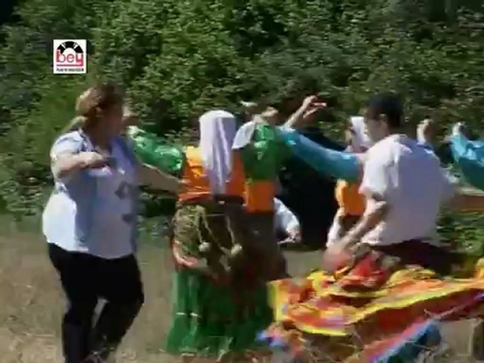 Azdavaylı GÜLDANE  &   KEMANECİ  KEMAL " TİRİDİNE BANDIM"