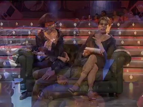 Laura Morante The Show Must Go Off 14/04/2012 Satarlanda.eu