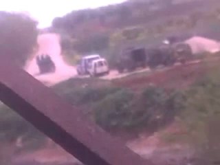 فري برس حماه المحتلةبلدة خطاب حرق الجسر الخشبي  14 4 2012 ج1 Hama