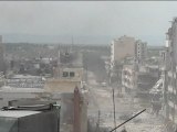 فري برس إصابة المصور أثناء تصوير دبابة في حي جورة الشياح 14 4 2012 Homs
