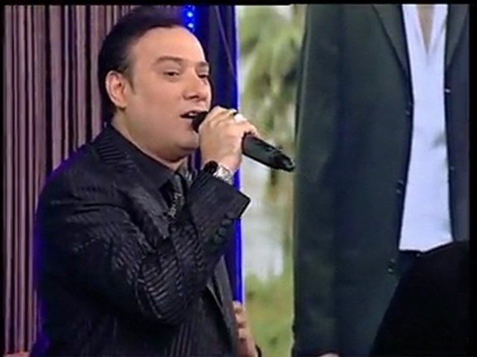 BİR KIZIL GONCAYA BENZER DUDAĞIN Ayhan Aşan dan Olimpist Komple Mutak'ın katkılarıyla