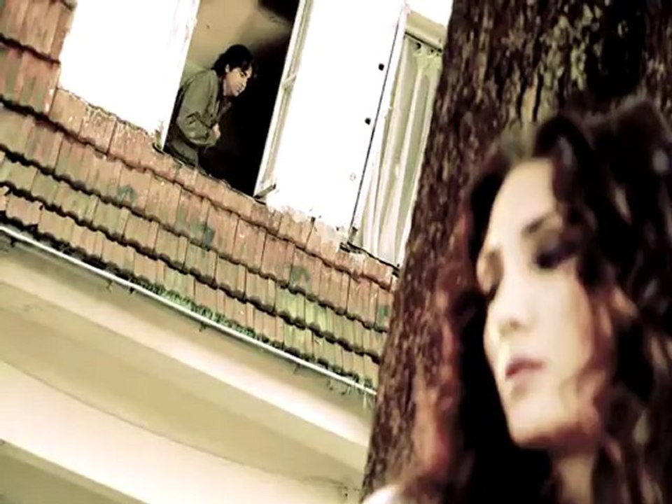 Ali ÖZEL  "GEÇ KALDIN"