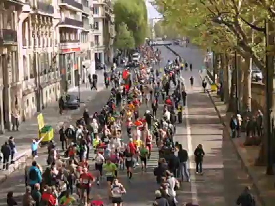 MARATHON de PARIS 2012 : le gros de la troupe