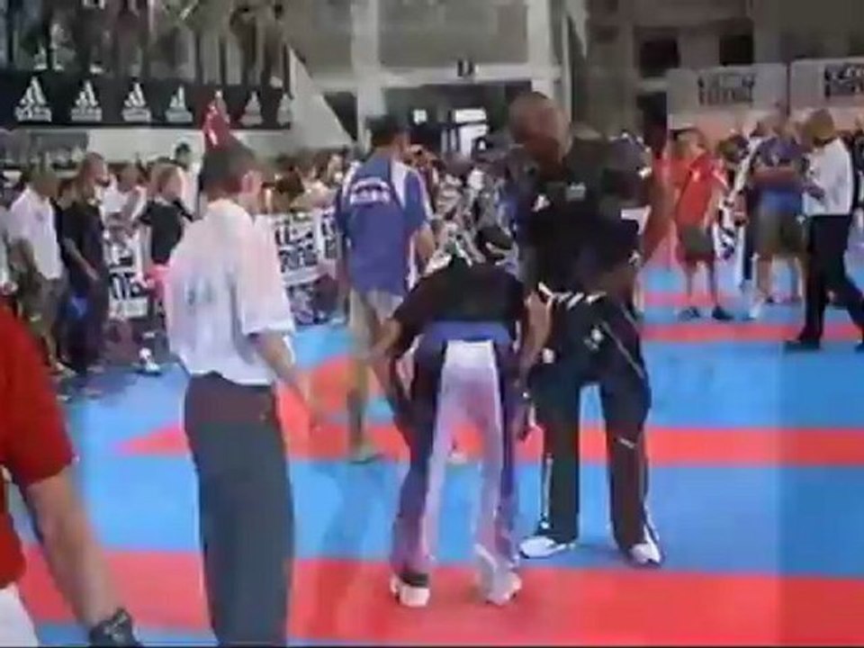 NOEL GILLES COMBATS 2010 2011