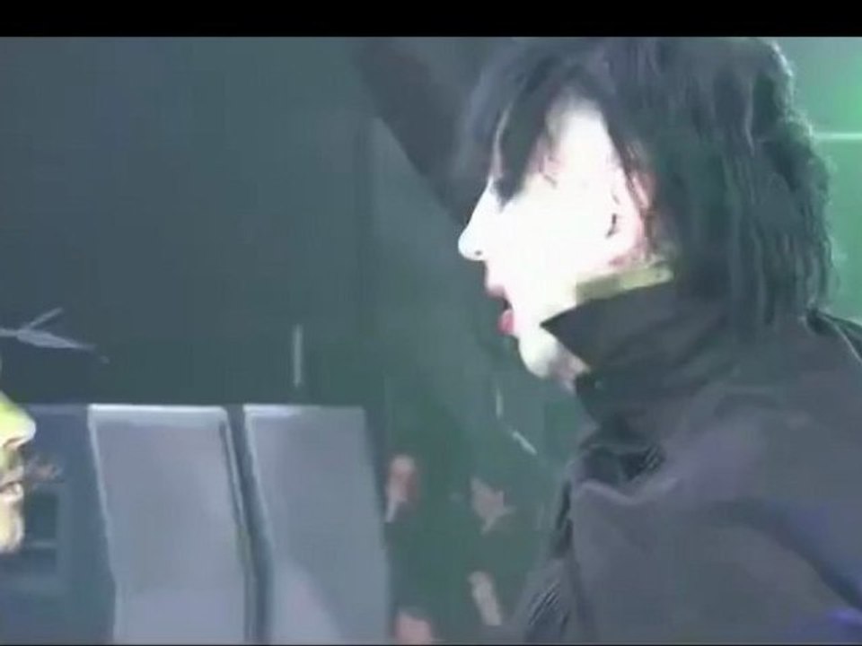 Marilyn Manson - "The Beautiful People" Feat Johnny Depp Live @ Revolver Golden Gods 2012