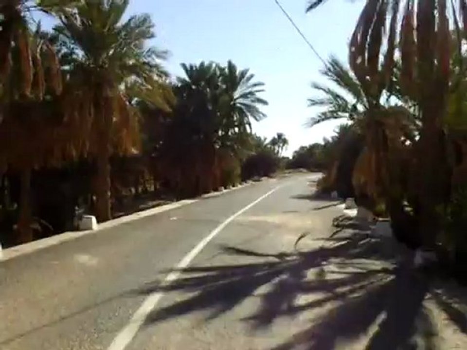 driving through figuig