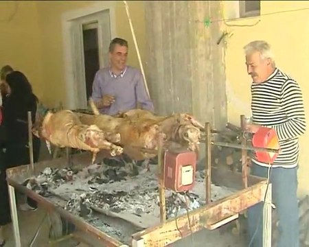 Παραδοσιακό Πάσχα στις γειτονιές της Λαμίας