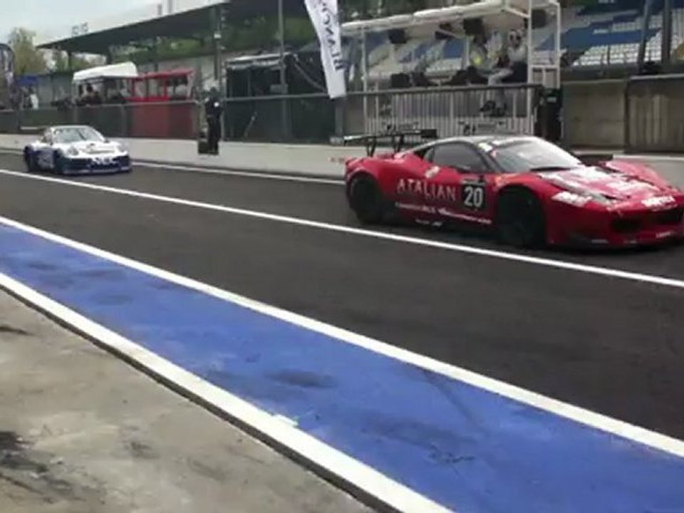 En route pour la piste pour les GT-2