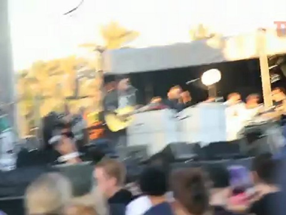 Noel Gallagher, Childish Gambino, AWOLNATION, and Macy Gray rock Coachella!