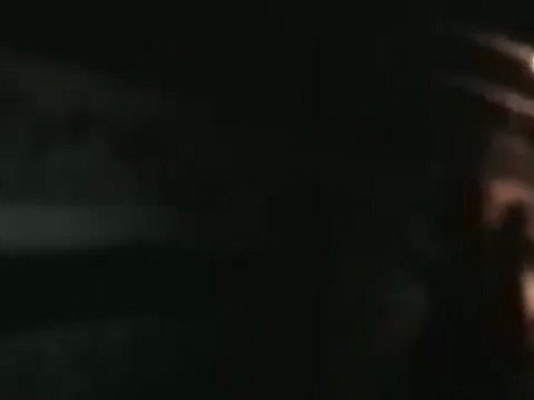 فري برس دمشق حي برزة رسم أعلام الاستقلال على جدران الحي 15 4 2012 ج2 Damascus