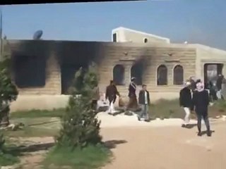 فري برس ادلب معرة النعمان القطرة حرق منزل الاميرعصام الشايش 15 4 2012 Idlib