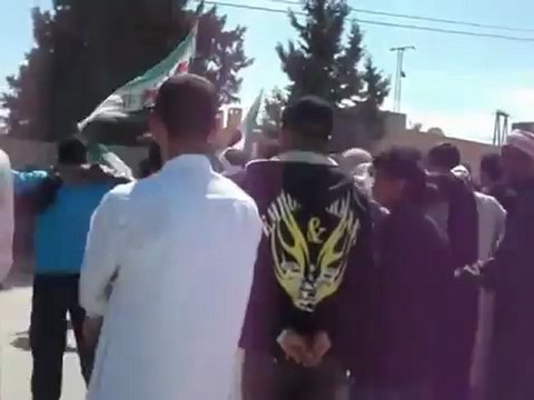 فري برس ادلب سنجار مظاهرة الأحد نصرة لحمص 15 4 2012 Idlib