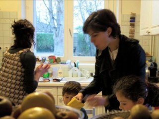 21 Voix Pour 2012 - Portrait d'Aurélie  par Céline Piques