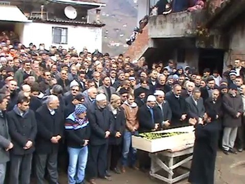 Rahmetli Hasan BACAN'ın cenaze namazı