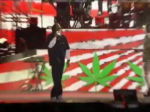 Snoop Dogg & Wiz Khalifa Young, Wild & Free Live @ the Empire Polo Fields, Indio, CA, 04-15-2012 Pt.2