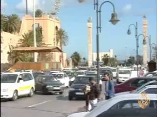 السلطات الليبية تحرق كمية من المخدرات