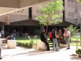 People & Power - Baghdad lives: Staying - 11 Apr 07 - Part 1