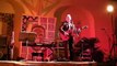 Jean Michel Grandjean chante l'orage de Brassens lors d'un concert à Autun pour les enfants du Burkina Faso