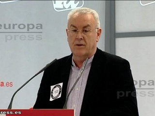 IU pide un referéndum entre monarquía o república