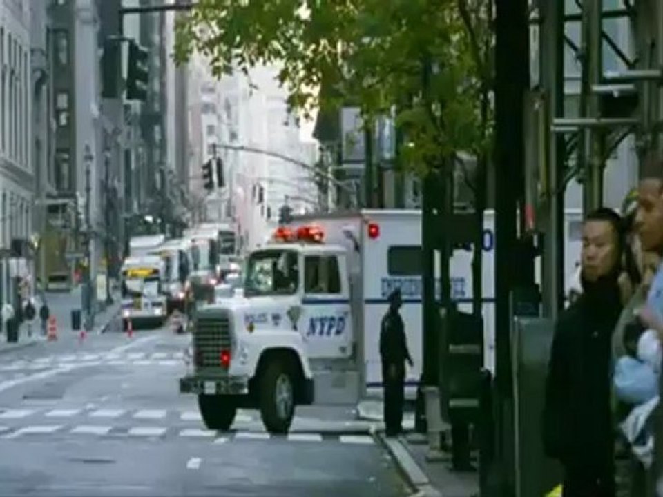 Man on a Ledge - International Trailer