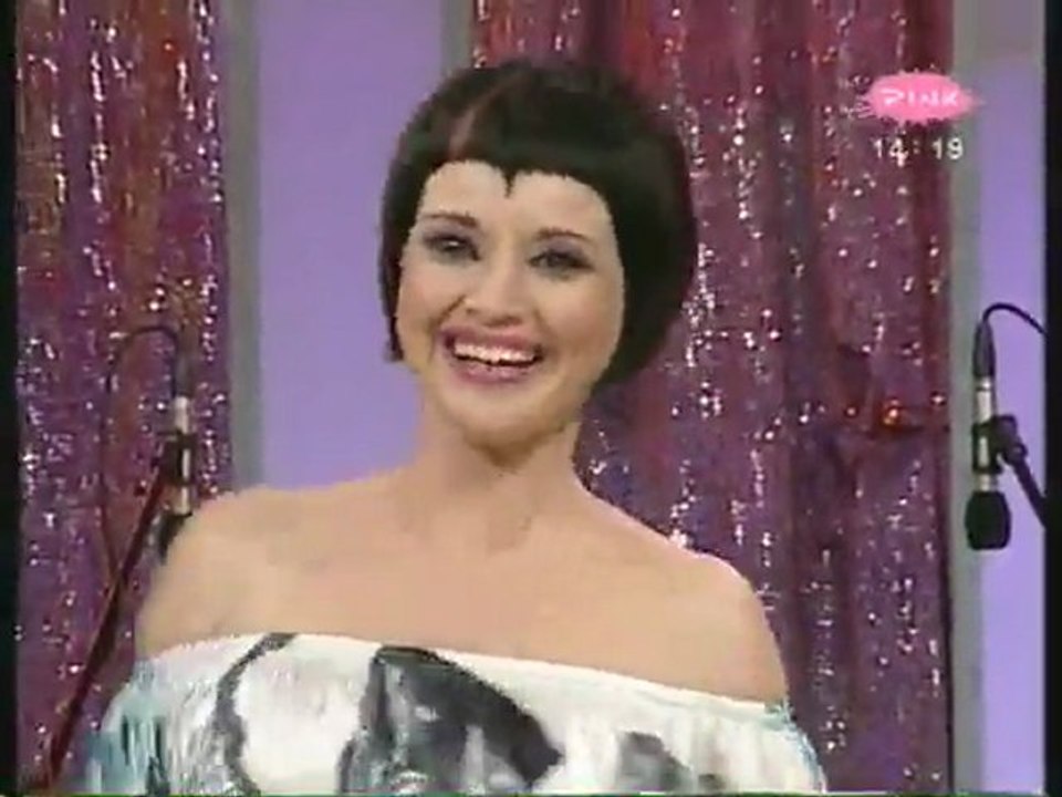 Maja Nikolic - Hej,mali