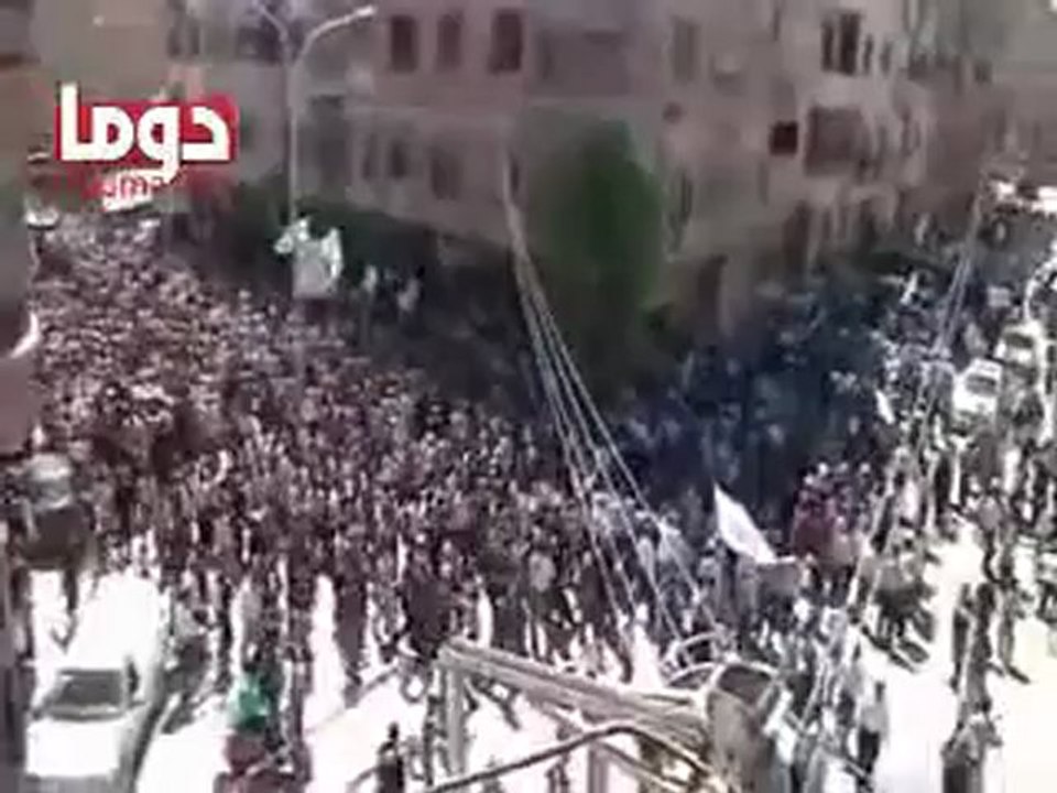 فري برس ريف دمشق تشييع الشهيد الطفل يوسف النجار دوما 16 4 2012 ج1 Damascus