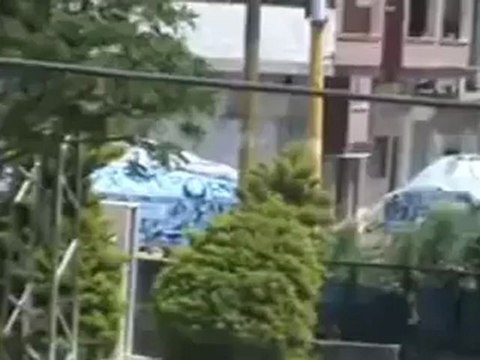 فري برس حمص الحولة كتائب الاسد تحتل دوار الحرية 16 4 2012 Homs