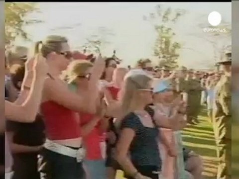 Australian PM Gillard spells out Afghan exit plan