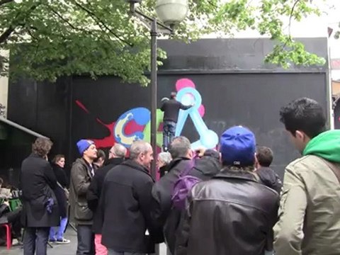 Crash peint le MUR - avril 2012 -