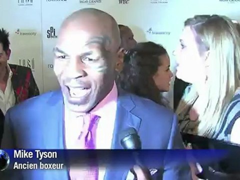 Débuts de Mike Tyson sur les planches d'un cabaret de Las Vegas