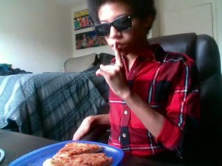 Comment je mange ma pizza favorite ?