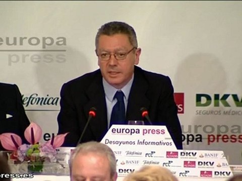 Gallardón defiende al rey pidiendo profunda gratitud