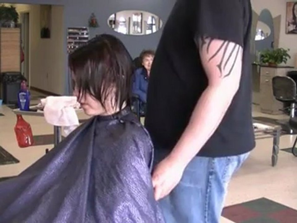 Shane's Cut and Color Red, 2009 AlaskanmakeUpQueen.com - YouTube