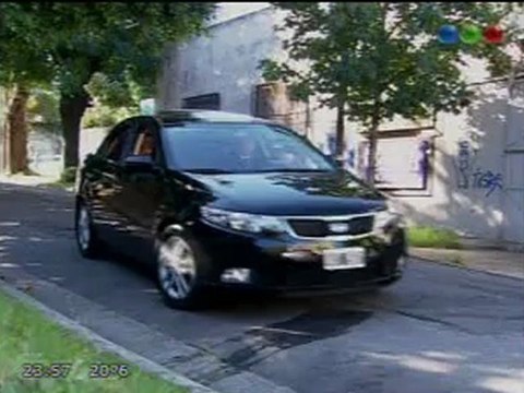 Pronto-Dulce amor Beso de Victoria y Marcos