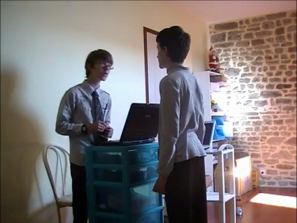 les deux minute du peuple : achat d'un ordinateur